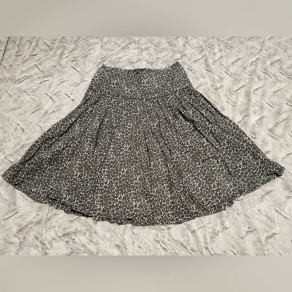 Liz Claiborne Flared Floral Pattern Midi Skirt